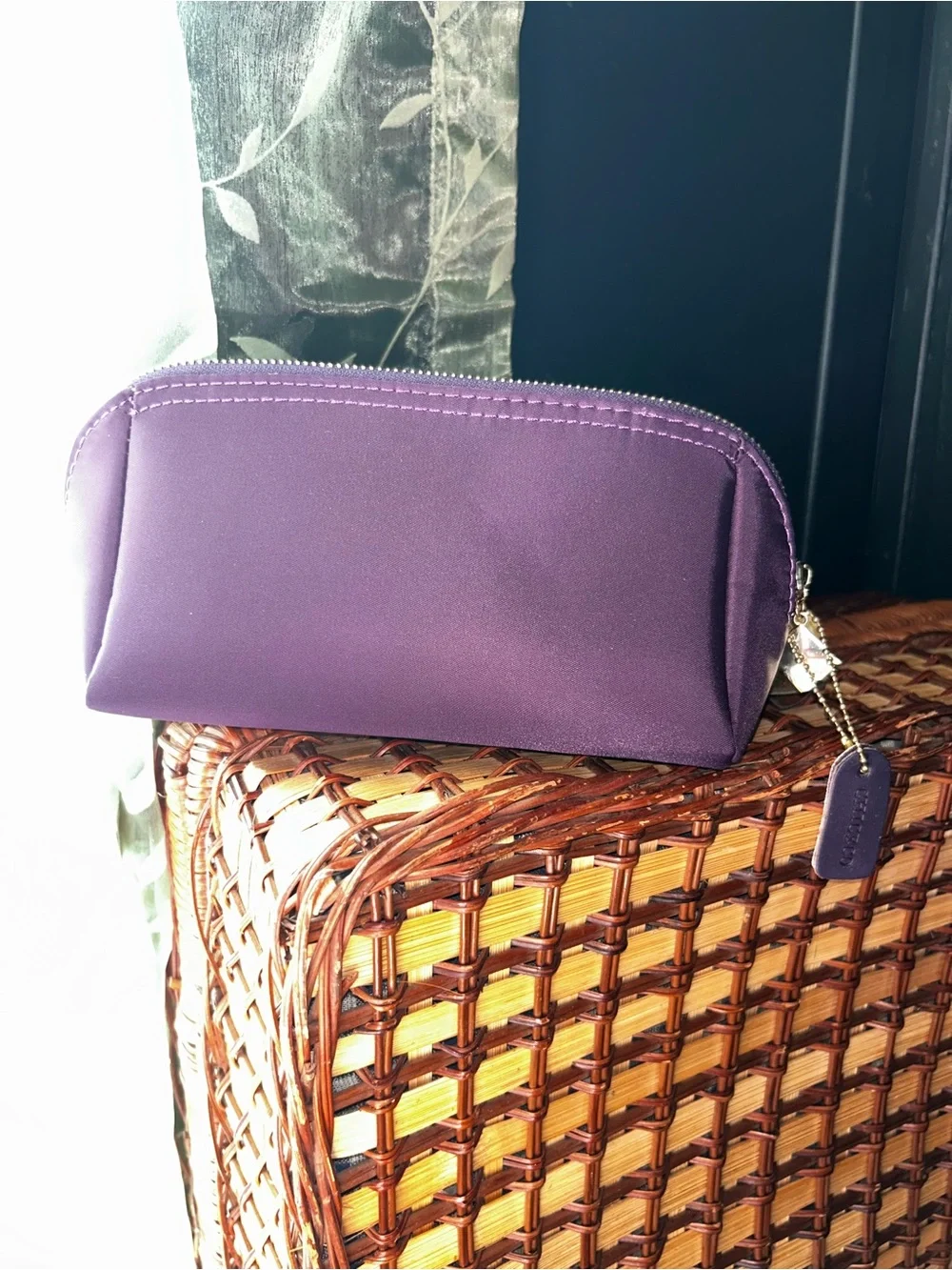 CHICECO Purple Zip Cosmetic Pouch -NWOT-